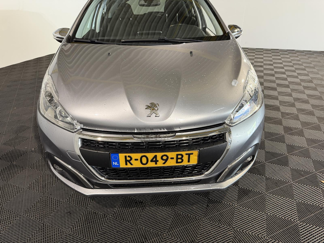 Peugeot | 208 | 1.5 BlueHDi Blue Lease Allure | 2019 | 183.354 km | R049BT | Geen oordeel - Hatchback: fotoğraf 2 Peugeot | 208 | 1.5 BlueHDi Blue Lease Allure | 2019 | 183.354 km | R049BT | Geen oordeel - Hatchback: fotoğraf 2