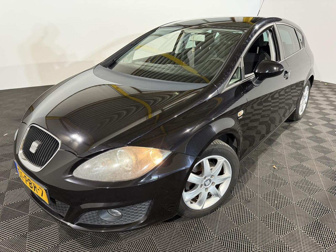 SEAT | Leon | 1.2 TSI Good Stuff | 2011 | 180.589 km | 01PBR7 | Logisch - Hatchback: fotoğraf 1 SEAT | Leon | 1.2 TSI Good Stuff | 2011 | 180.589 km | 01PBR7 | Logisch - Hatchback: fotoğraf 1