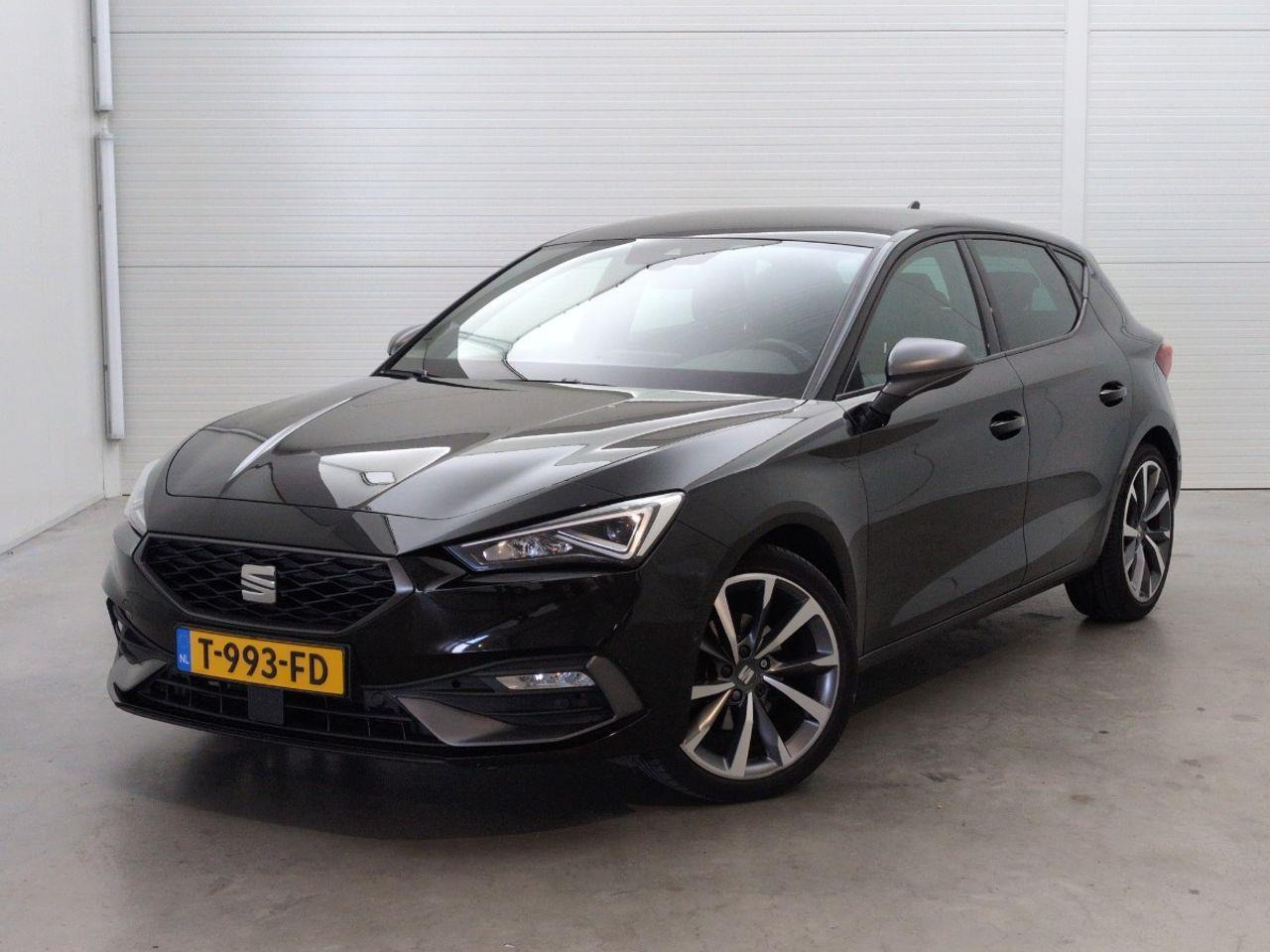 SEAT Leon 1.5 eTSI FR Launch Edition | 2021 | 105.588 km | Automaat | T993FD | NAP: Geen oordeel - Hatchback: fotoğraf 1 SEAT Leon 1.5 eTSI FR Launch Edition | 2021 | 105.588 km | Automaat | T993FD | NAP: Geen oordeel - Hatchback: fotoğraf 1