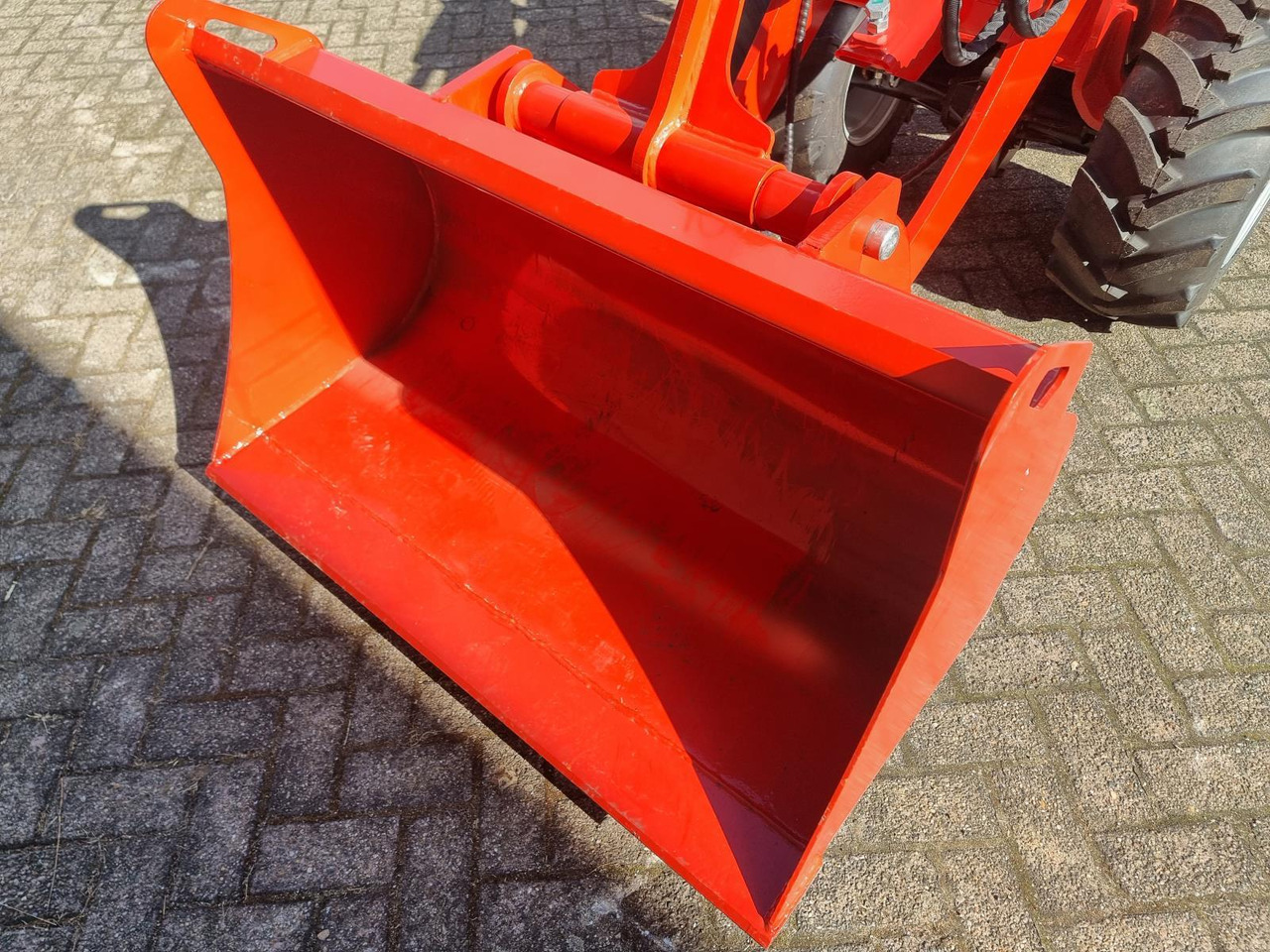 Yeni Tekerlekli yükleyici Stahlworks R906 Shovel Nieuw: fotoğraf 18