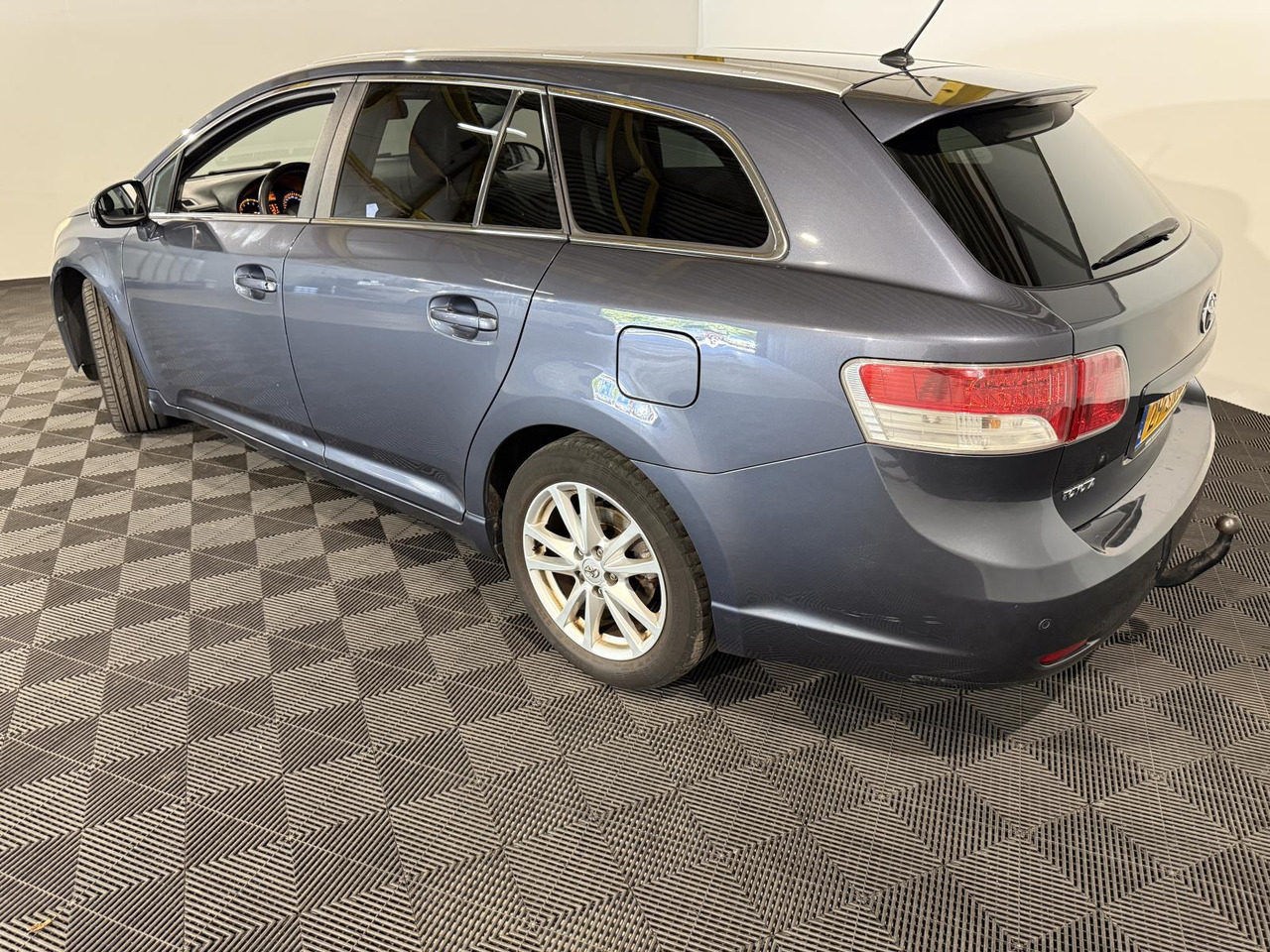 Toyota Avensis Wagon 2.0 VVTi Business | 2011 | 363.331 km | 29-SNK-6 - Binek araba: fotoğraf 3 Toyota Avensis Wagon 2.0 VVTi Business | 2011 | 363.331 km | 29-SNK-6 - Binek araba: fotoğraf 3