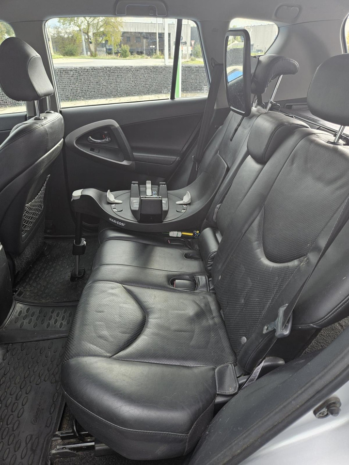 Toyota | RAV4 | 2.0 VVTi Executive | 2006 | 272.231 km | 82TDFD | Logisch - SUV: fotoğraf 5 Toyota | RAV4 | 2.0 VVTi Executive | 2006 | 272.231 km | 82TDFD | Logisch - SUV: fotoğraf 5