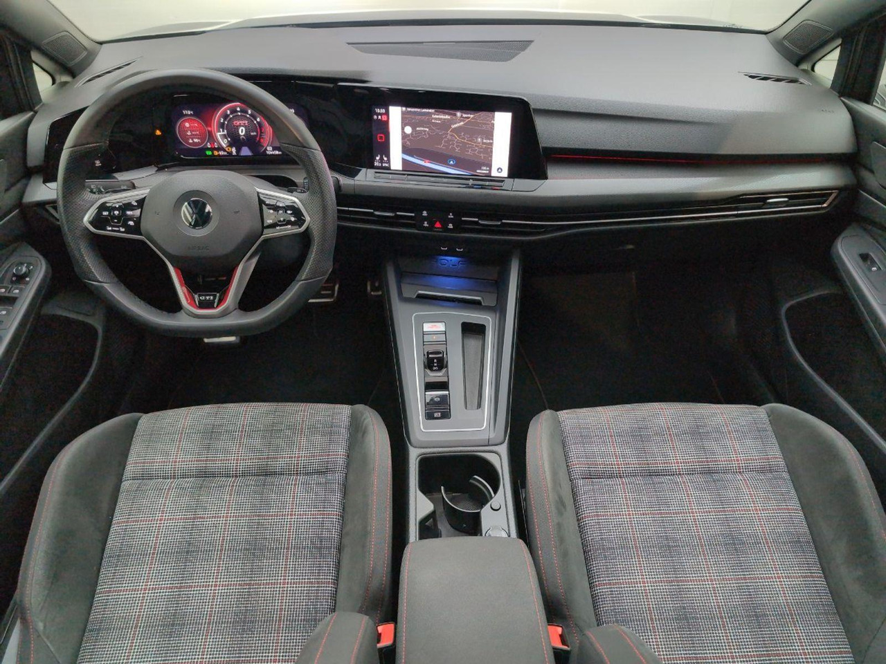 Volkswagen Golf 2.0 TSI GTI | 2021 | 104.458 km | Automaat | N078GH | NAP: Geen oordeel - Hatchback: fotoğraf 5 Volkswagen Golf 2.0 TSI GTI | 2021 | 104.458 km | Automaat | N078GH | NAP: Geen oordeel - Hatchback: fotoğraf 5