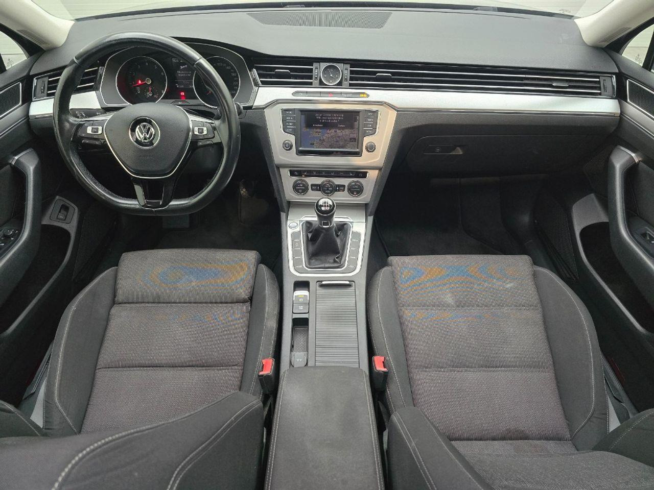 Volkswagen Passat Variant 1.4 TSI Connected Series | 2016 | 185.369 km | JX576P | NAP: Logisch - Binek araba: fotoğraf 5 Volkswagen Passat Variant 1.4 TSI Connected Series | 2016 | 185.369 km | JX576P | NAP: Logisch - Binek araba: fotoğraf 5
