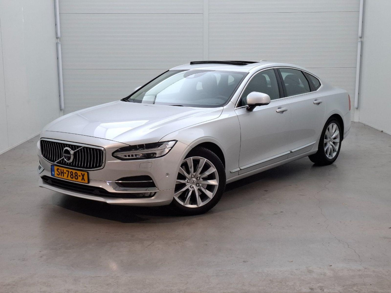 Volvo S90 2.0 D5 AWD Inscription | 2016 | 175.340 km | Automaat | SH788X | NAP: Geen oordeel - Sedan araba: fotoğraf 1 Volvo S90 2.0 D5 AWD Inscription | 2016 | 175.340 km | Automaat | SH788X | NAP: Geen oordeel - Sedan araba: fotoğraf 1