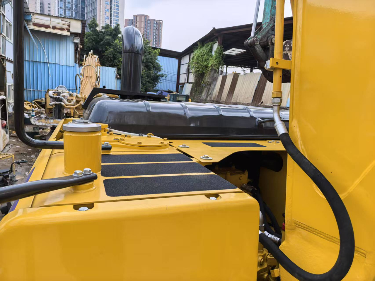 Paletli ekskavatör KOMATSU PC160: fotoğraf 8