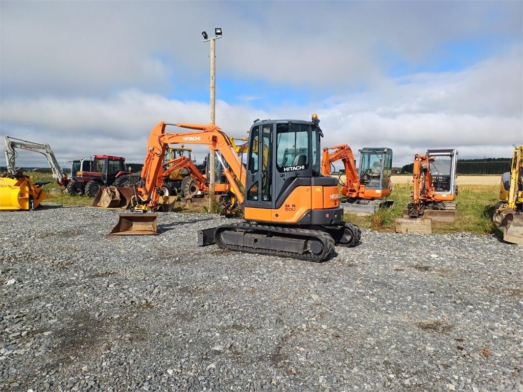 Hitachi ZX50u Engcon pyörittäjällä - Mini ekskavatör: fotoğraf 3 Hitachi ZX50u Engcon pyörittäjällä - Mini ekskavatör: fotoğraf 3