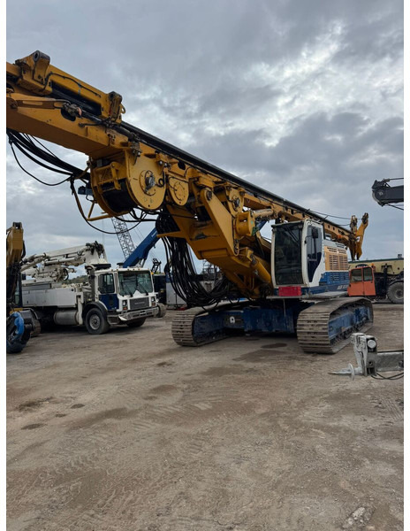 Bauer BG 24 H - Burgu makinesi: fotoğraf 1 Bauer BG 24 H - Burgu makinesi: fotoğraf 1