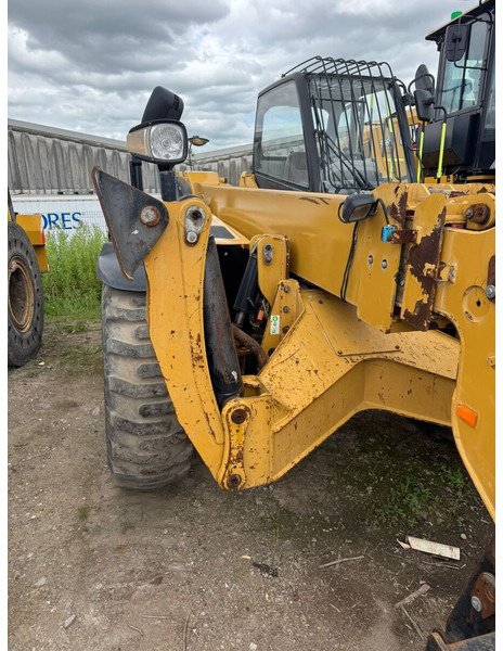 Caterpillar TH360 - Teleskopik yükleyici: fotoğraf 3 Caterpillar TH360 - Teleskopik yükleyici: fotoğraf 3