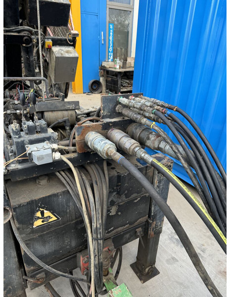 Hütte HBR 202 TF - Burgu makinesi: fotoğraf 4 Hütte HBR 202 TF - Burgu makinesi: fotoğraf 4