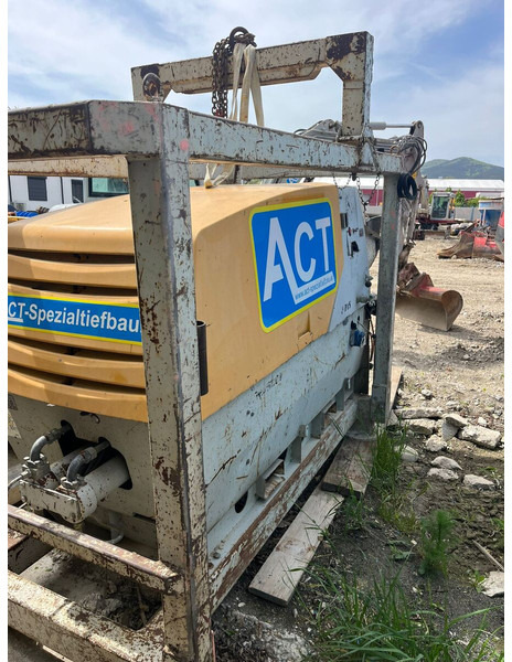 Putzmeister P 175 SD - Sabit beton pompası: fotoğraf 3 Putzmeister P 175 SD - Sabit beton pompası: fotoğraf 3