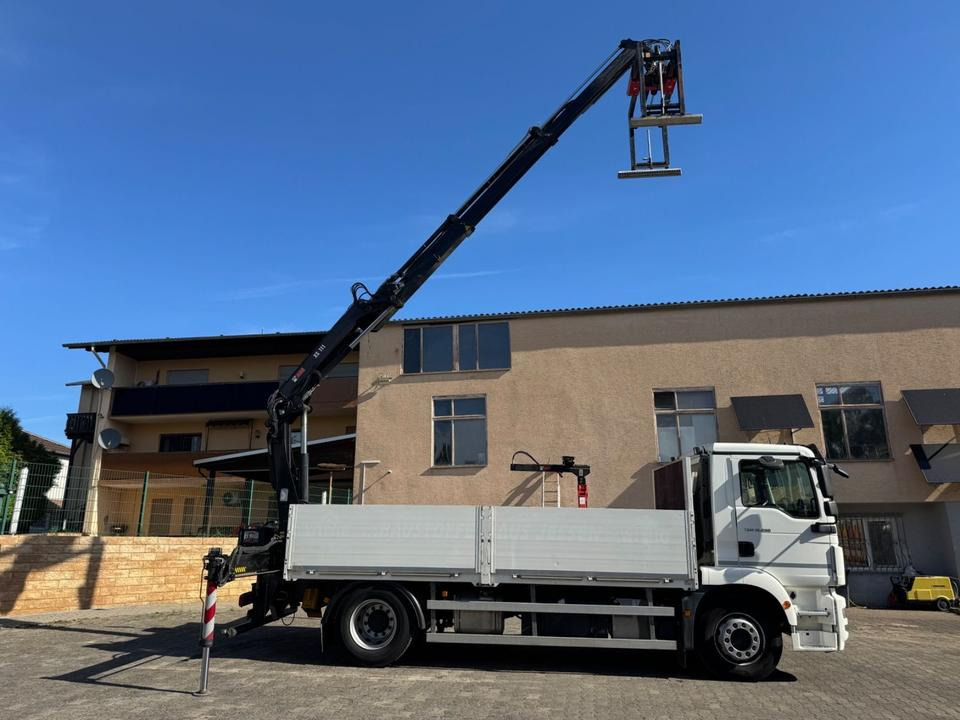 MAN TGM 18.290/HIAB-XS111/JOYSTICK/aus1.Hand - Sal/ Açık kasa kamyon, Vinçli kamyon: fotoğraf 4 MAN TGM 18.290/HIAB-XS111/JOYSTICK/aus1.Hand - Sal/ Açık kasa kamyon, Vinçli kamyon: fotoğraf 4