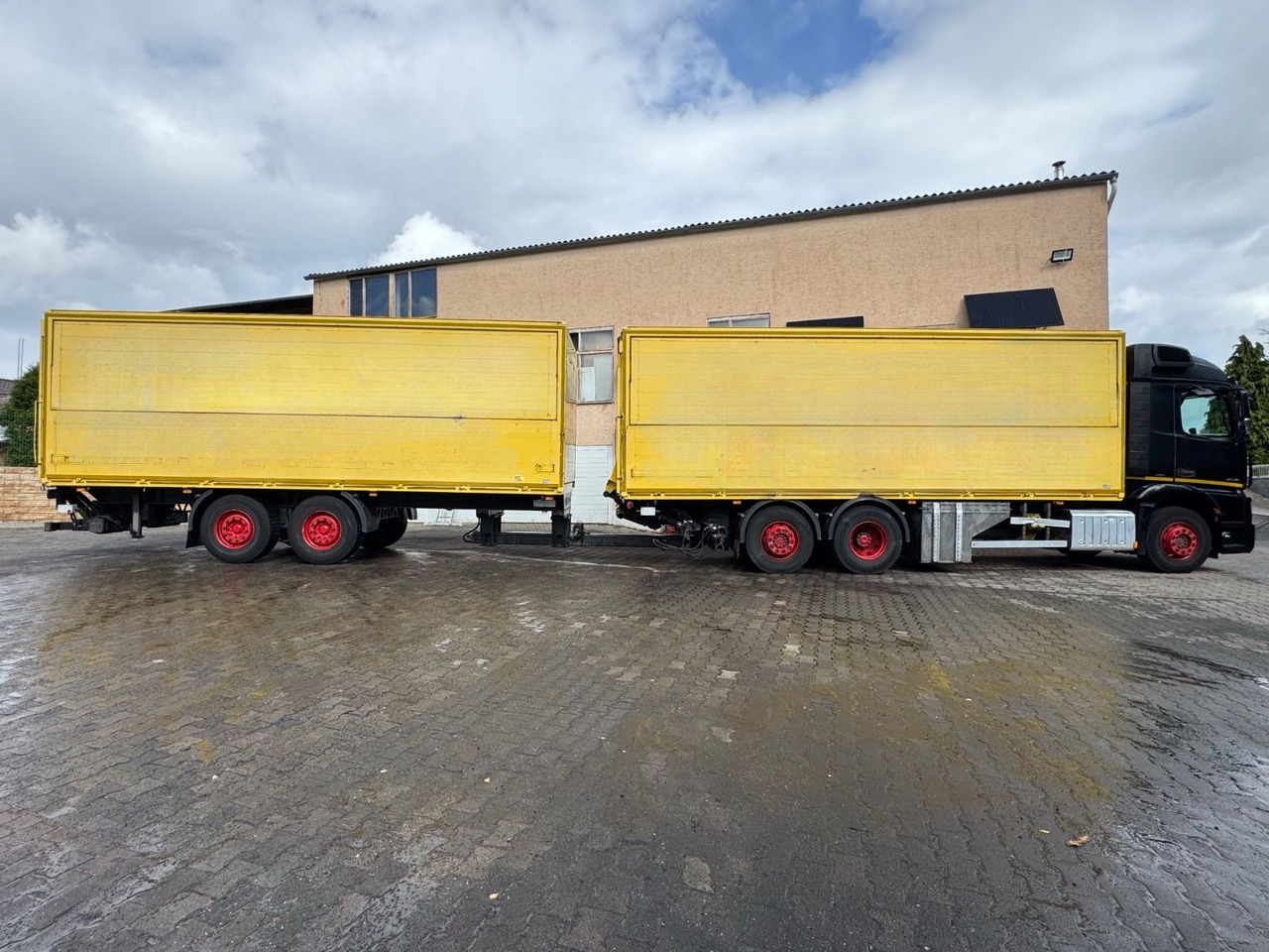 Mercedes-Benz Actros2545/2xLBW/Retarder/Lenk-Lift/Top-Zustand - Taşınması içecek kamyon: fotoğraf 3 Mercedes-Benz Actros2545/2xLBW/Retarder/Lenk-Lift/Top-Zustand - Taşınması içecek kamyon: fotoğraf 3