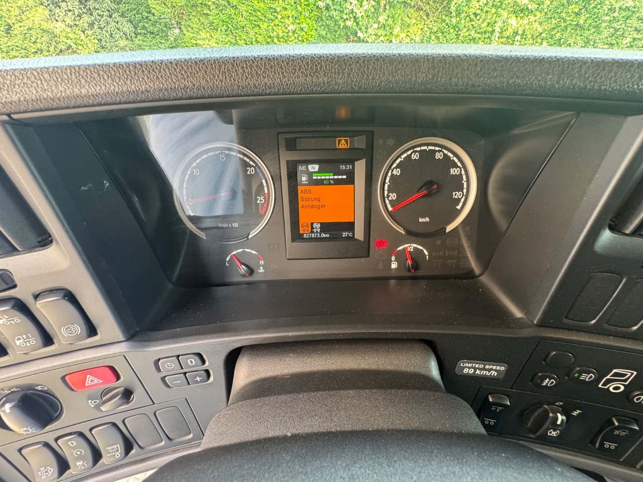 Scania R450/Kupplungspedal/6x2/2xBett/Top-Zustand! - Tenteli kamyon: fotoğraf 5 Scania R450/Kupplungspedal/6x2/2xBett/Top-Zustand! - Tenteli kamyon: fotoğraf 5