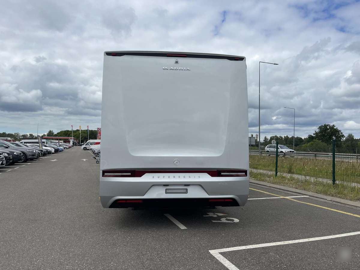 ADRIA Super Sonic 780 DC - Entegre karavan: fotoğraf 2 ADRIA Super Sonic 780 DC - Entegre karavan: fotoğraf 2