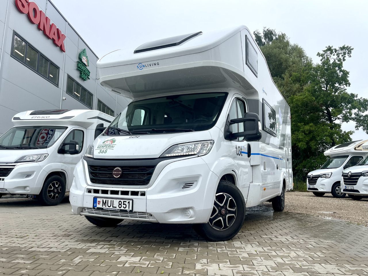 SUN LIVING A 70 DK - Alkovenli karavan: fotoğraf 1 SUN LIVING A 70 DK - Alkovenli karavan: fotoğraf 1