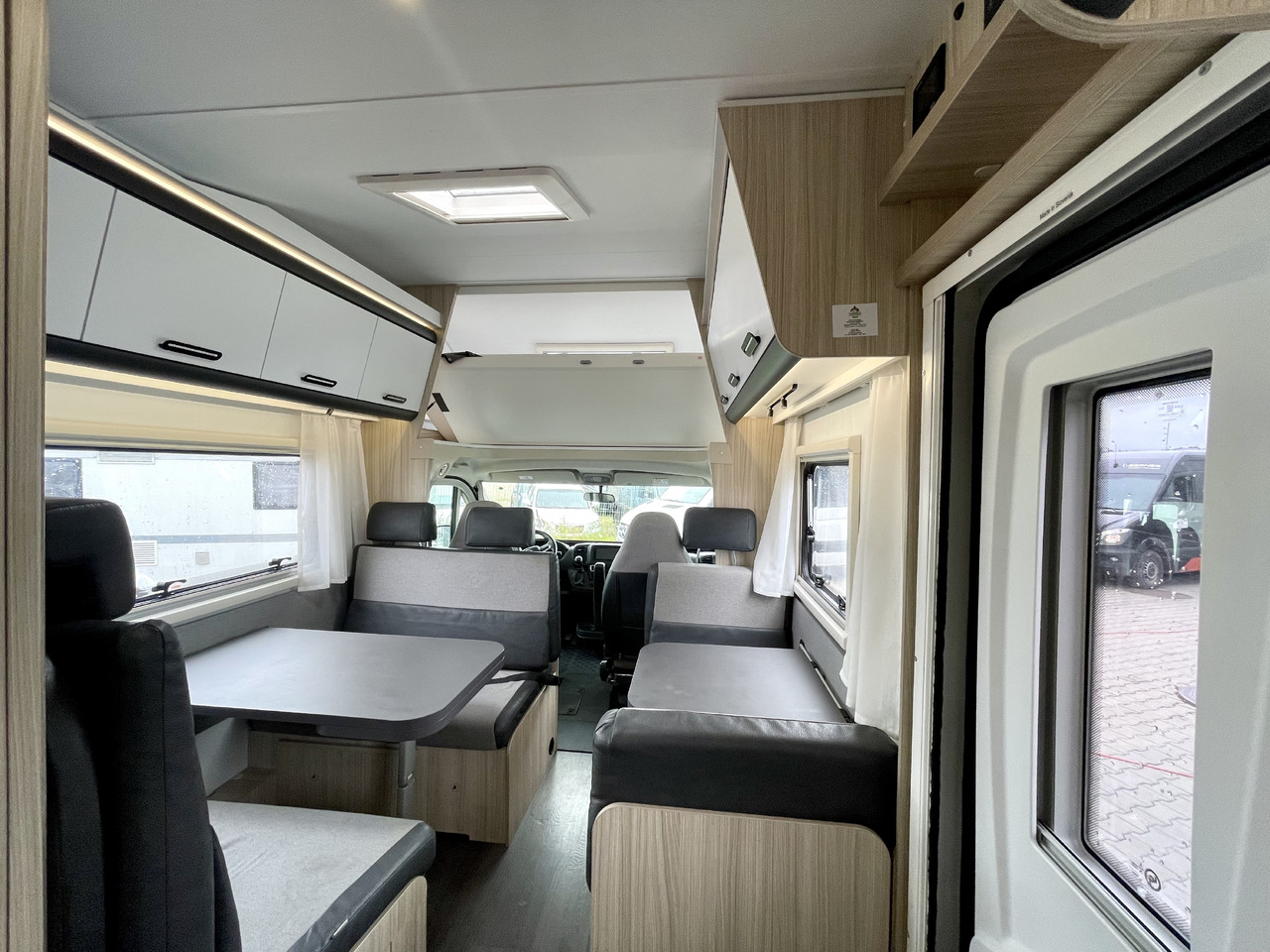 SUN LIVING A 70 DK - Alkovenli karavan: fotoğraf 5 SUN LIVING A 70 DK - Alkovenli karavan: fotoğraf 5