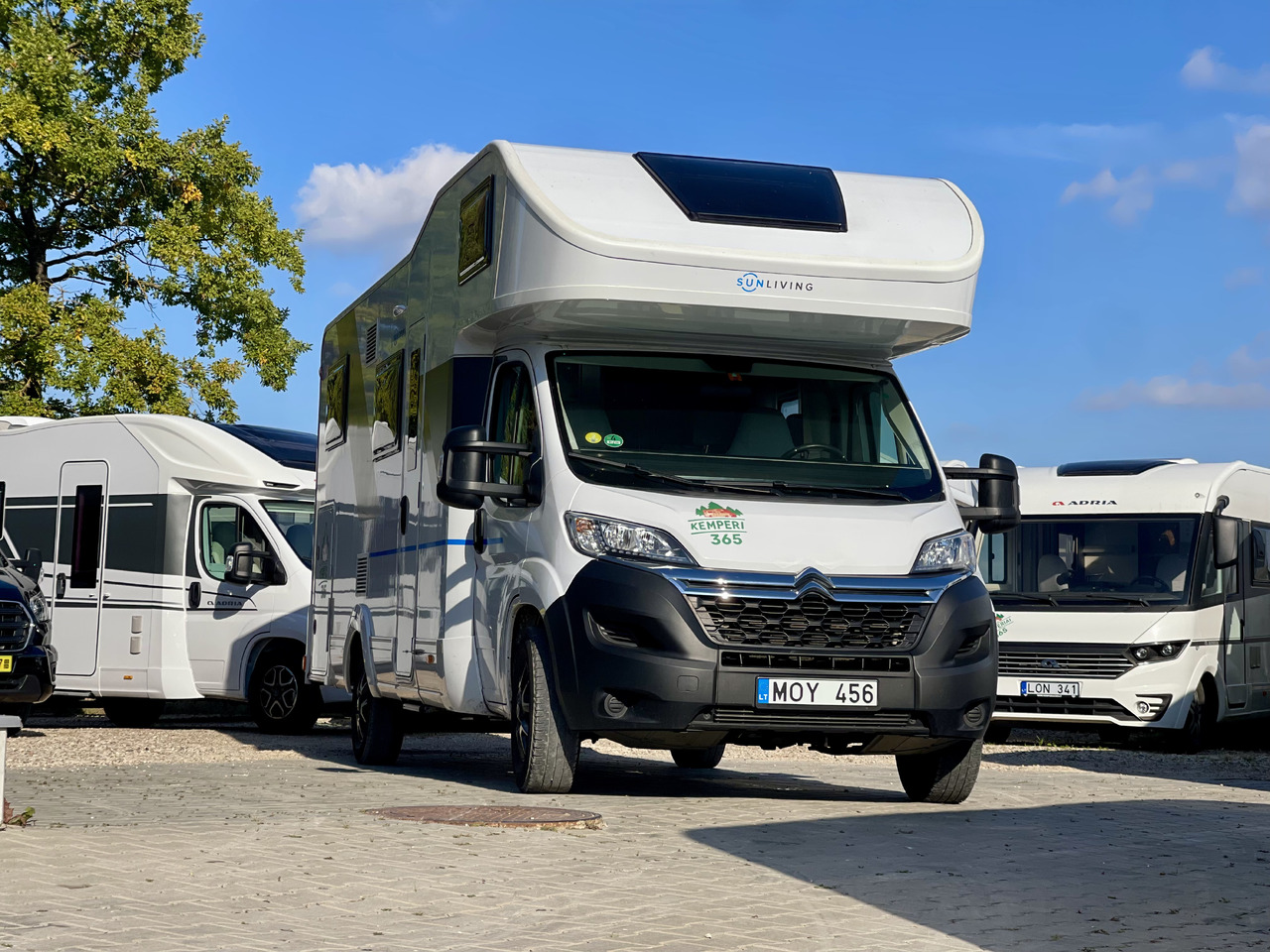 SUN LIVING A 75 DP - Alkovenli karavan: fotoğraf 1 SUN LIVING A 75 DP - Alkovenli karavan: fotoğraf 1