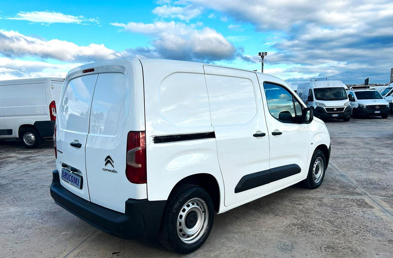 Citroen Berligno 1.6 HDi 100 cv 3 posti - Küçük panelvan: fotoğraf 5 Citroen Berligno 1.6 HDi 100 cv 3 posti - Küçük panelvan: fotoğraf 5