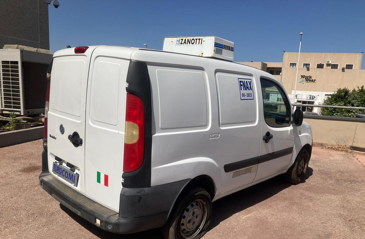 DOBLO' CON COIBENTAZIONE E GRUPPO FRIGO - Frigorifik kamyonet: fotoğraf 5 DOBLO' CON COIBENTAZIONE E GRUPPO FRIGO - Frigorifik kamyonet: fotoğraf 5