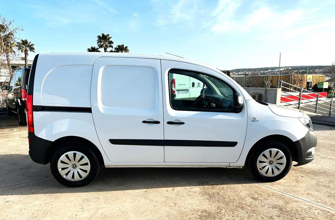 Mercedes Benz Citan 111 cdi Long 3 posti - Küçük panelvan: fotoğraf 3 Mercedes Benz Citan 111 cdi Long 3 posti - Küçük panelvan: fotoğraf 3