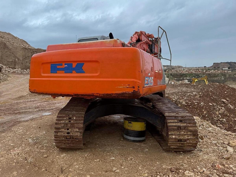 Fiat KOBELCO E305 - Ekskavatör: fotoğraf 2 Fiat KOBELCO E305 - Ekskavatör: fotoğraf 2