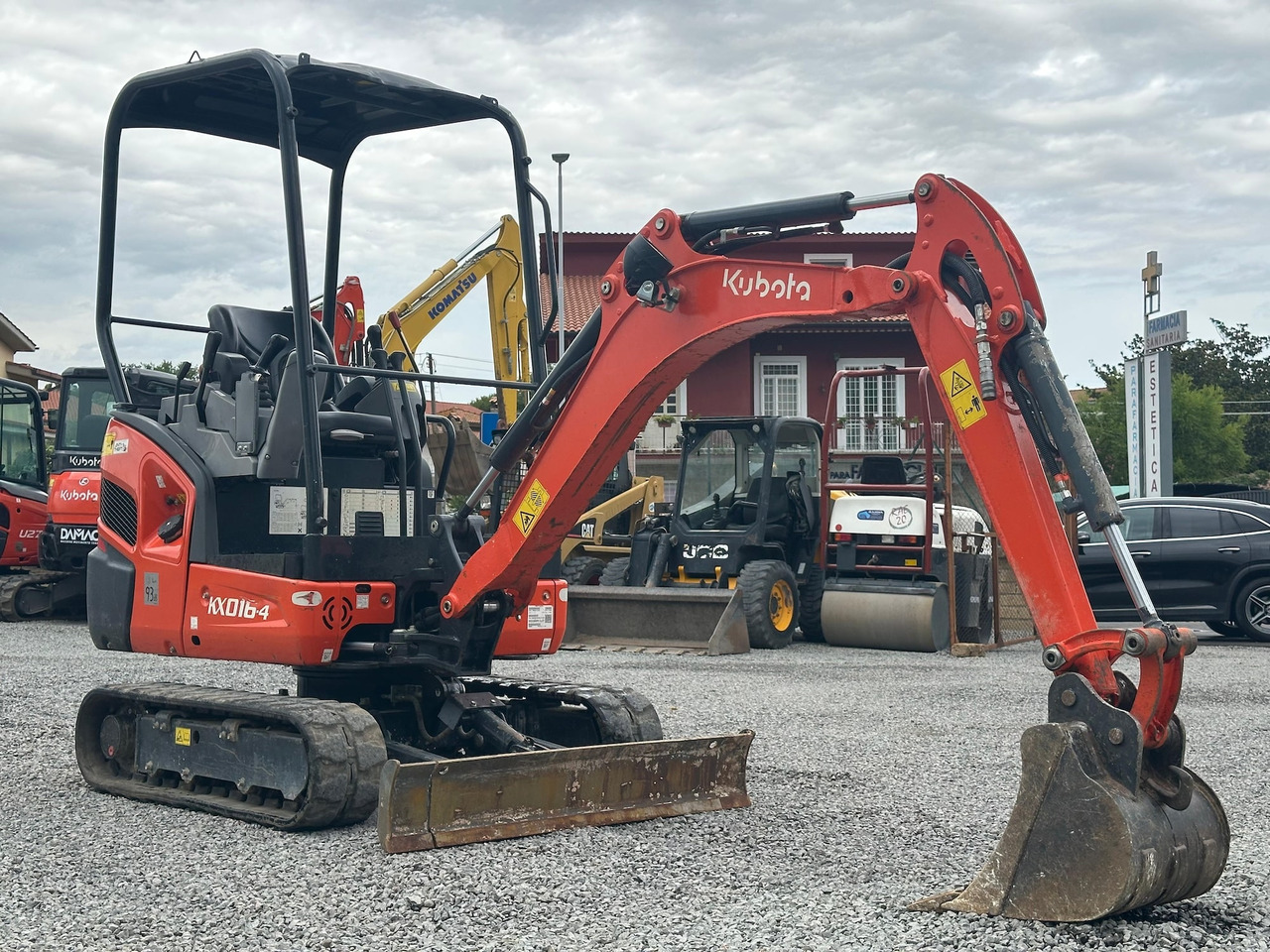 KUBOTA KX016-4 - Mini ekskavatör: fotoğraf 1 KUBOTA KX016-4 - Mini ekskavatör: fotoğraf 1