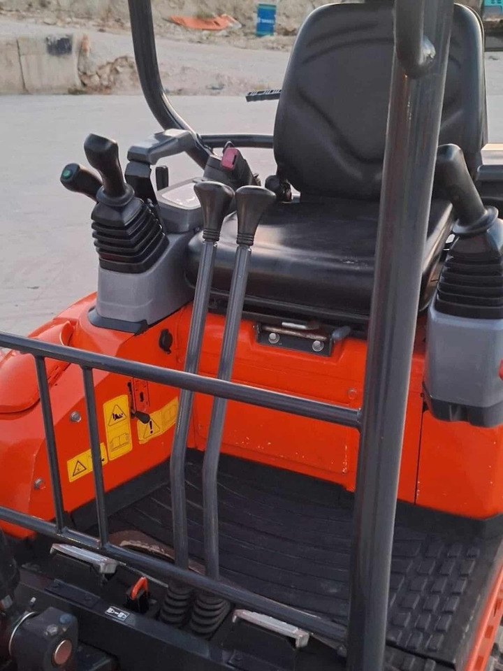 KUBOTA U17-3a - Mini ekskavatör: fotoğraf 5 KUBOTA U17-3a - Mini ekskavatör: fotoğraf 5