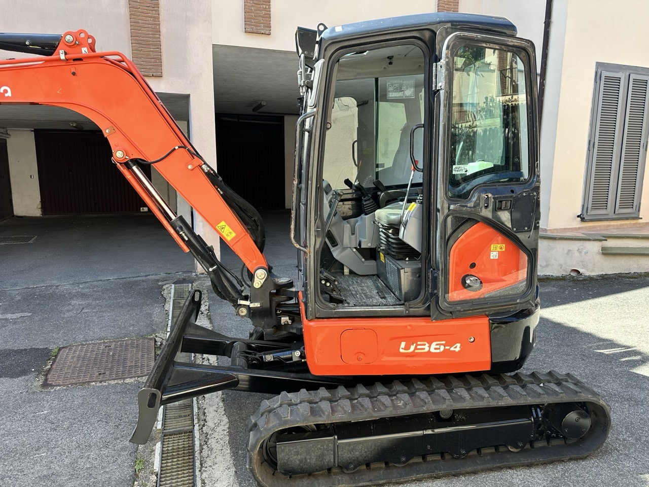 KUBOTA U36-4 - Mini ekskavatör: fotoğraf 2 KUBOTA U36-4 - Mini ekskavatör: fotoğraf 2