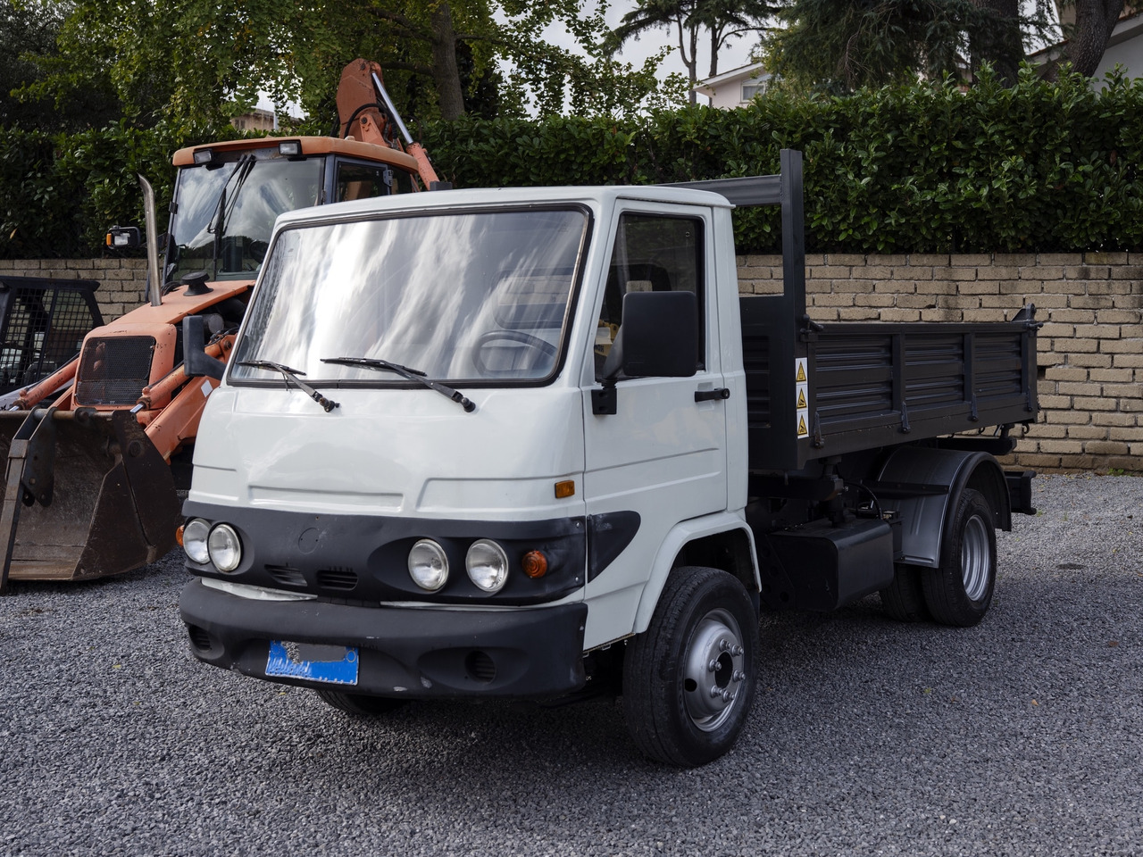 PIAGGIO THREE-SIDE TIPPER - Damperli kamyon: fotoğraf 5 PIAGGIO THREE-SIDE TIPPER - Damperli kamyon: fotoğraf 5