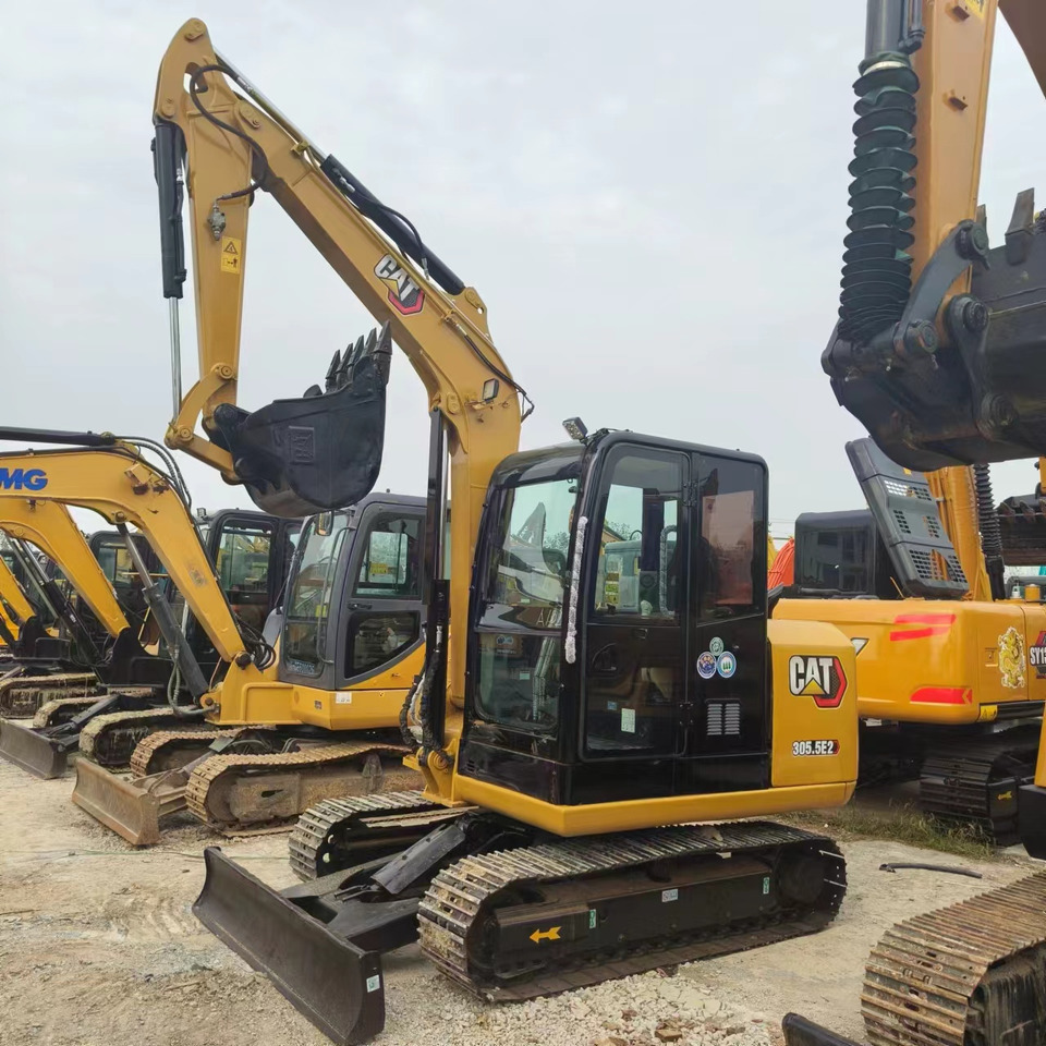 CATERPILLAR 305.5E2 - Mini ekskavatör: fotoğraf 2 CATERPILLAR 305.5E2 - Mini ekskavatör: fotoğraf 2