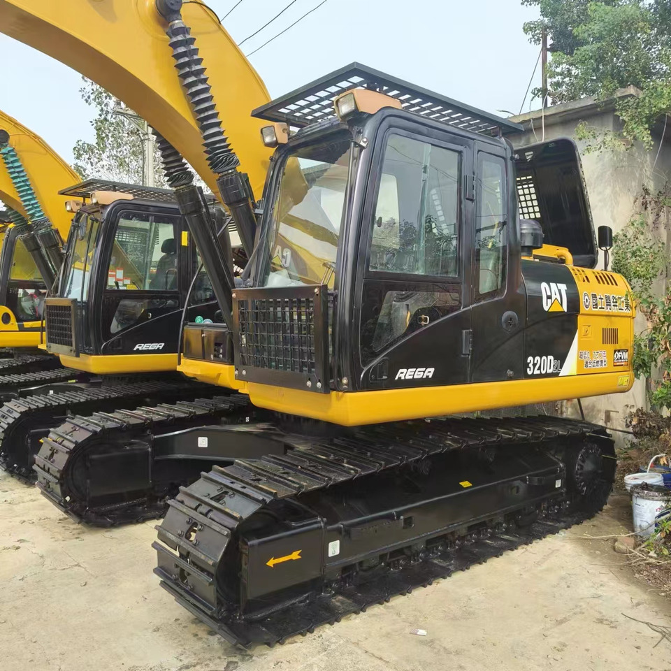 CATERPILLAR 320D2L - Paletli ekskavatör: fotoğraf 4 CATERPILLAR 320D2L - Paletli ekskavatör: fotoğraf 4