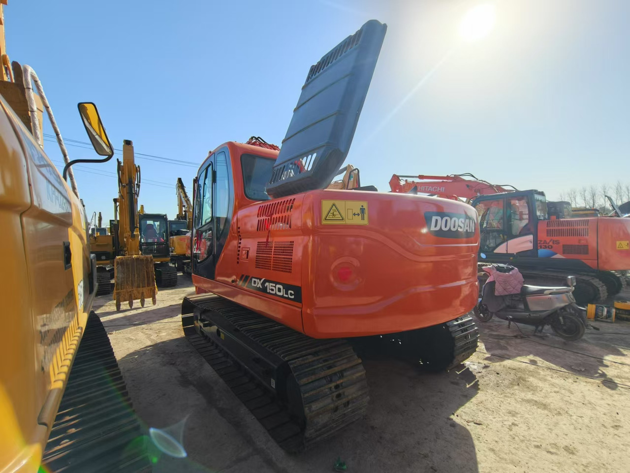 DOOSAN DX150 - Ekskavatör: fotoğraf 5 DOOSAN DX150 - Ekskavatör: fotoğraf 5