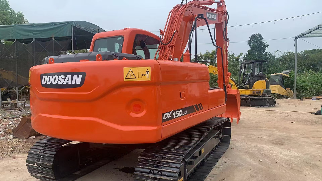 DOOSAN DX150 - Paletli ekskavatör: fotoğraf 5 DOOSAN DX150 - Paletli ekskavatör: fotoğraf 5