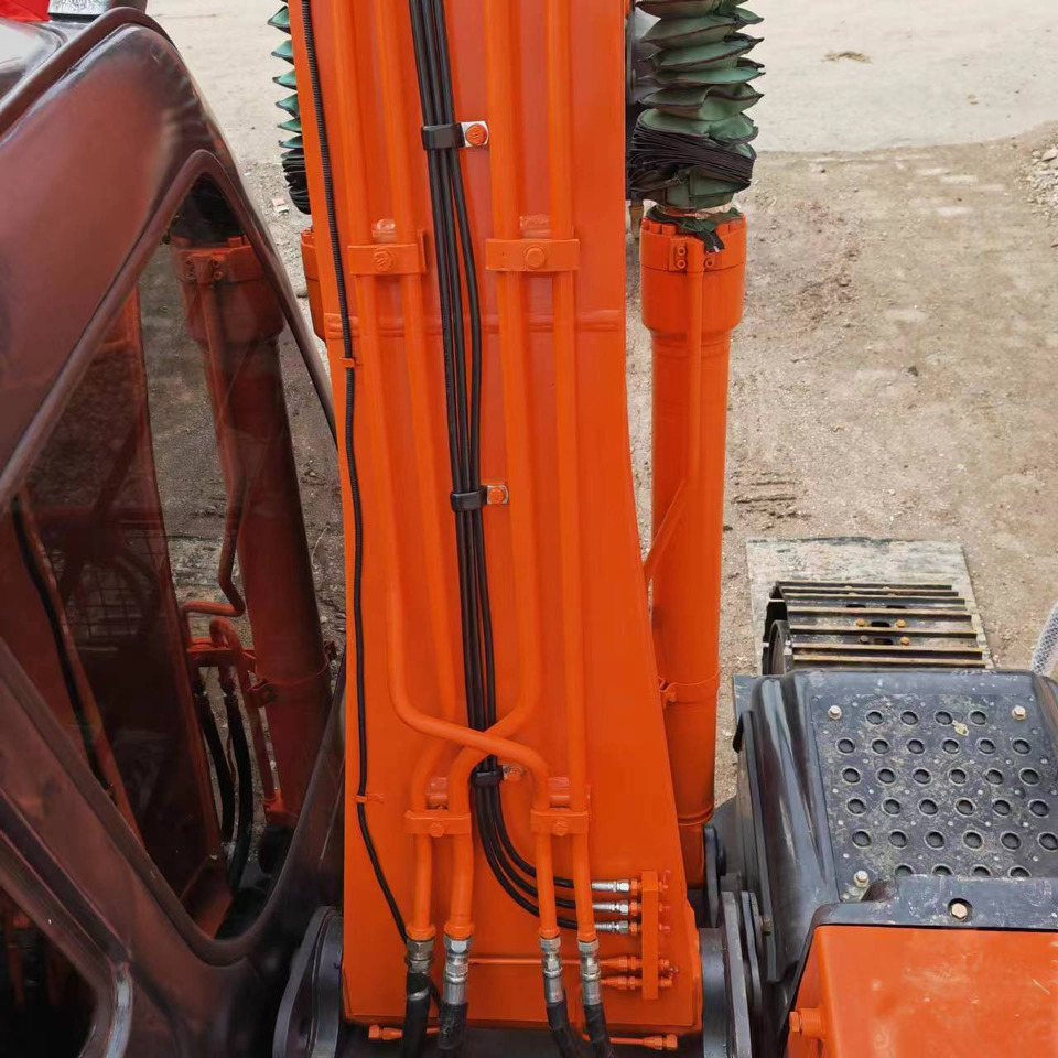 HITACHI ZX120 - Mini ekskavatör: fotoğraf 4 HITACHI ZX120 - Mini ekskavatör: fotoğraf 4