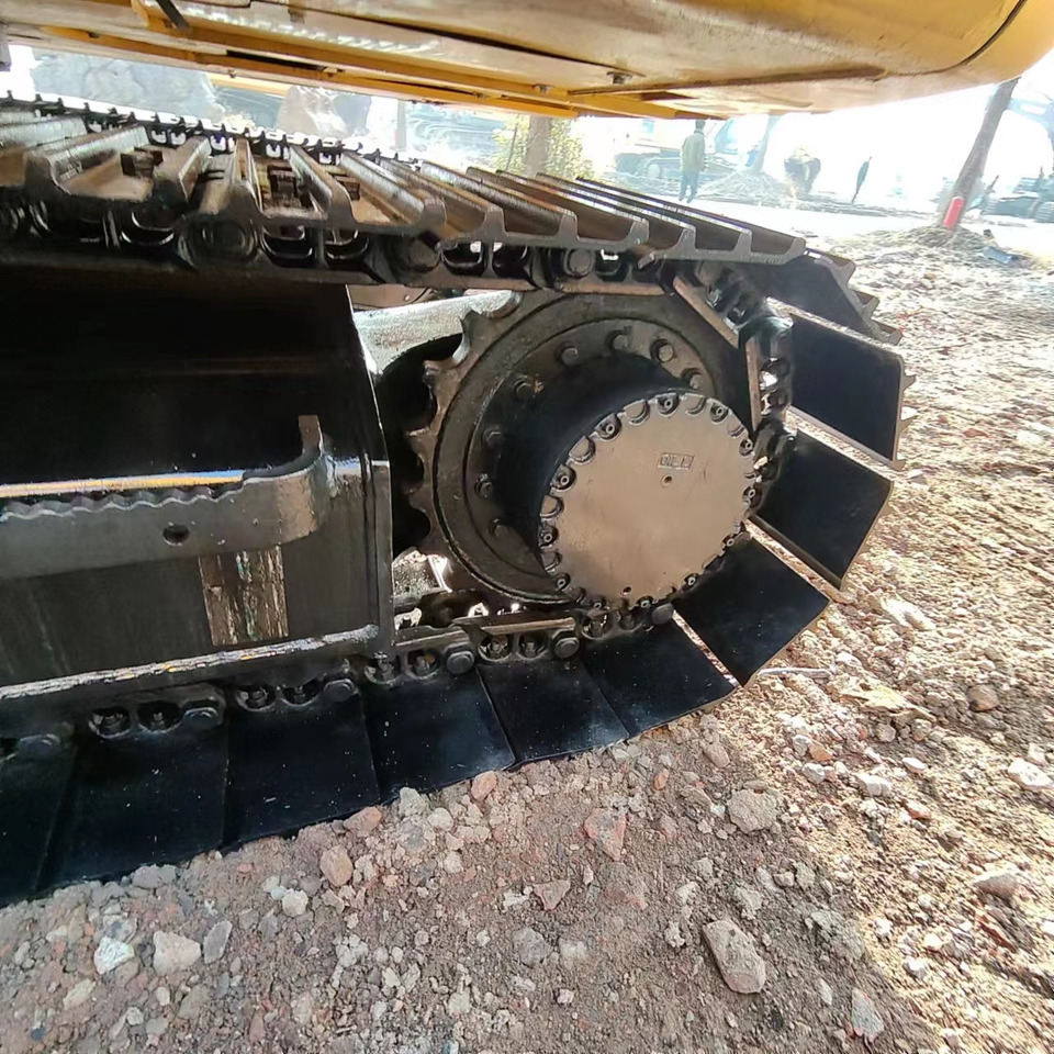 Paletli ekskavatör KOMATSU PC130: fotoğraf 7