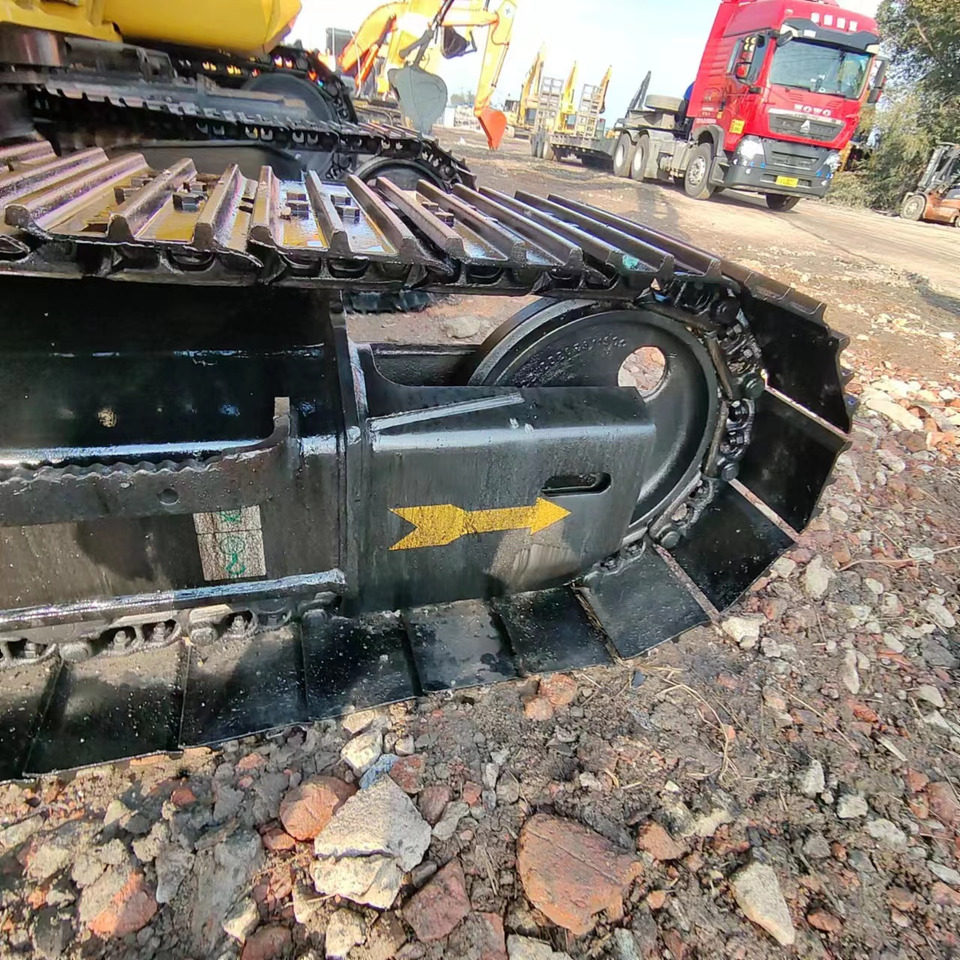 Paletli ekskavatör KOMATSU PC130: fotoğraf 8