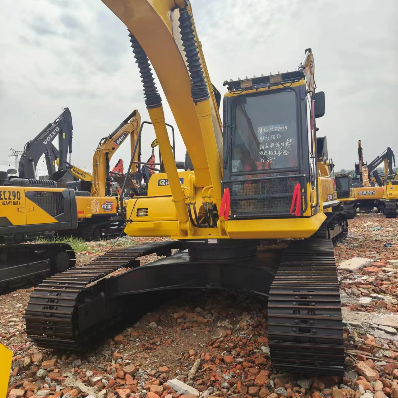 KOMATSU PC240 - Paletli ekskavatör: fotoğraf 3 KOMATSU PC240 - Paletli ekskavatör: fotoğraf 3