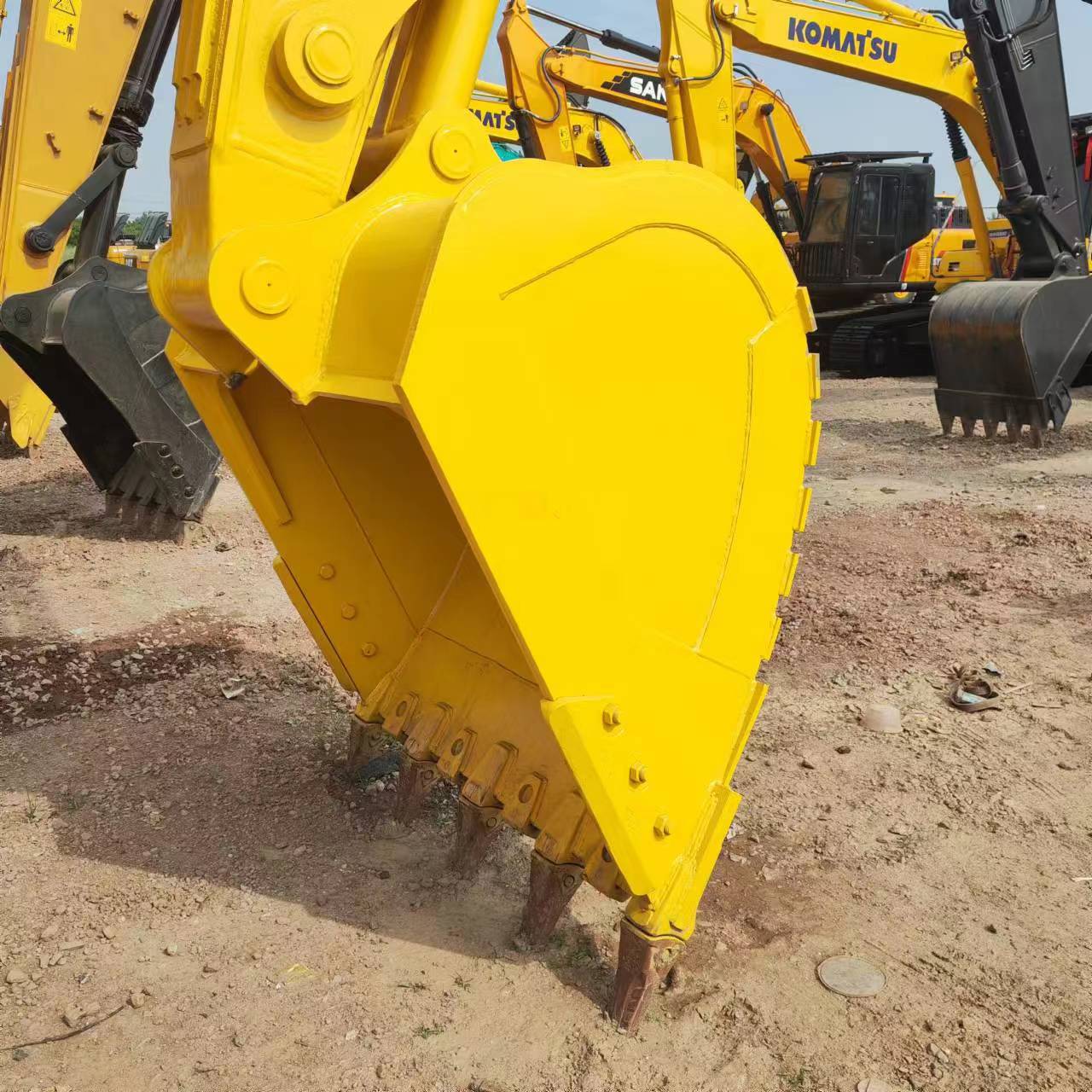 KOMATSU PC350 - Paletli ekskavatör: fotoğraf 5 KOMATSU PC350 - Paletli ekskavatör: fotoğraf 5