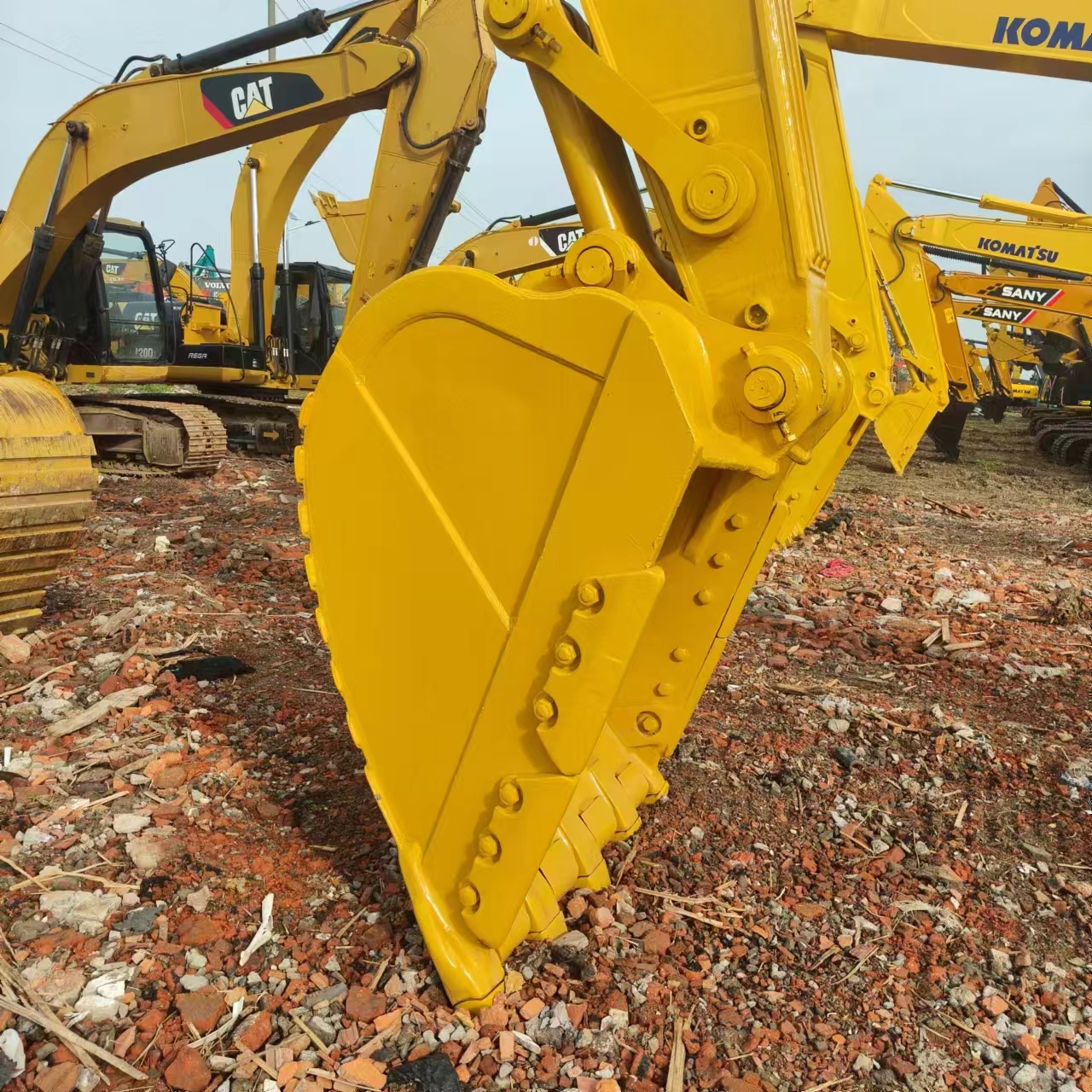 Paletli ekskavatör KOMATSU PC400: fotoğraf 6