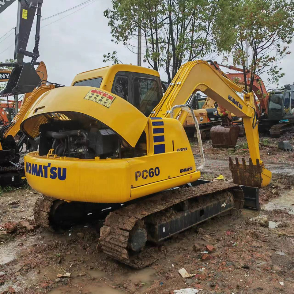KOMATSU PC60-7 - Paletli ekskavatör: fotoğraf 4 KOMATSU PC60-7 - Paletli ekskavatör: fotoğraf 4
