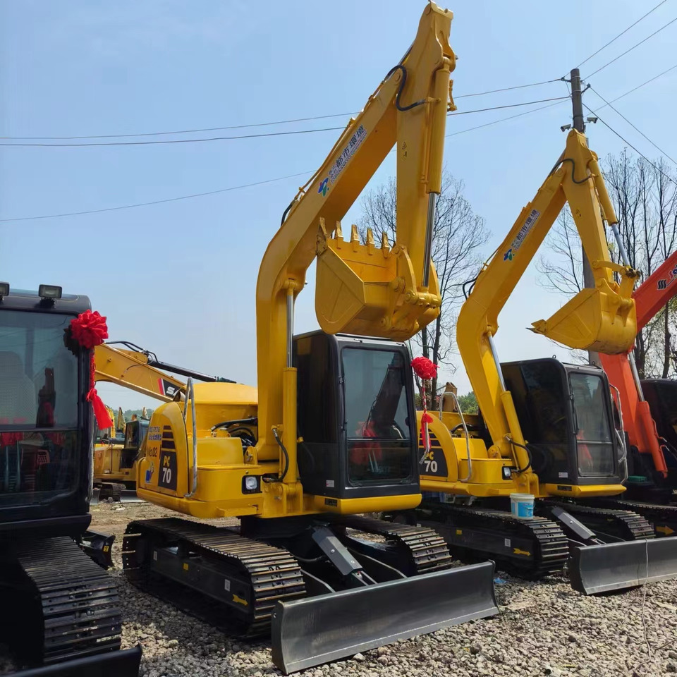 KOMATSU PC70-8 - Paletli ekskavatör: fotoğraf 1 KOMATSU PC70-8 - Paletli ekskavatör: fotoğraf 1
