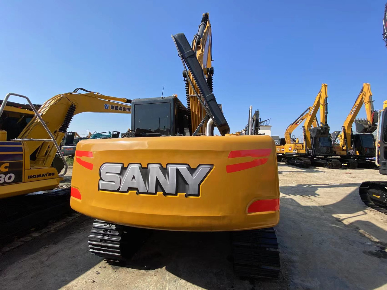 Paletli ekskavatör SANY SY155: fotoğraf 7 Paletli ekskavatör SANY SY155: fotoğraf 7