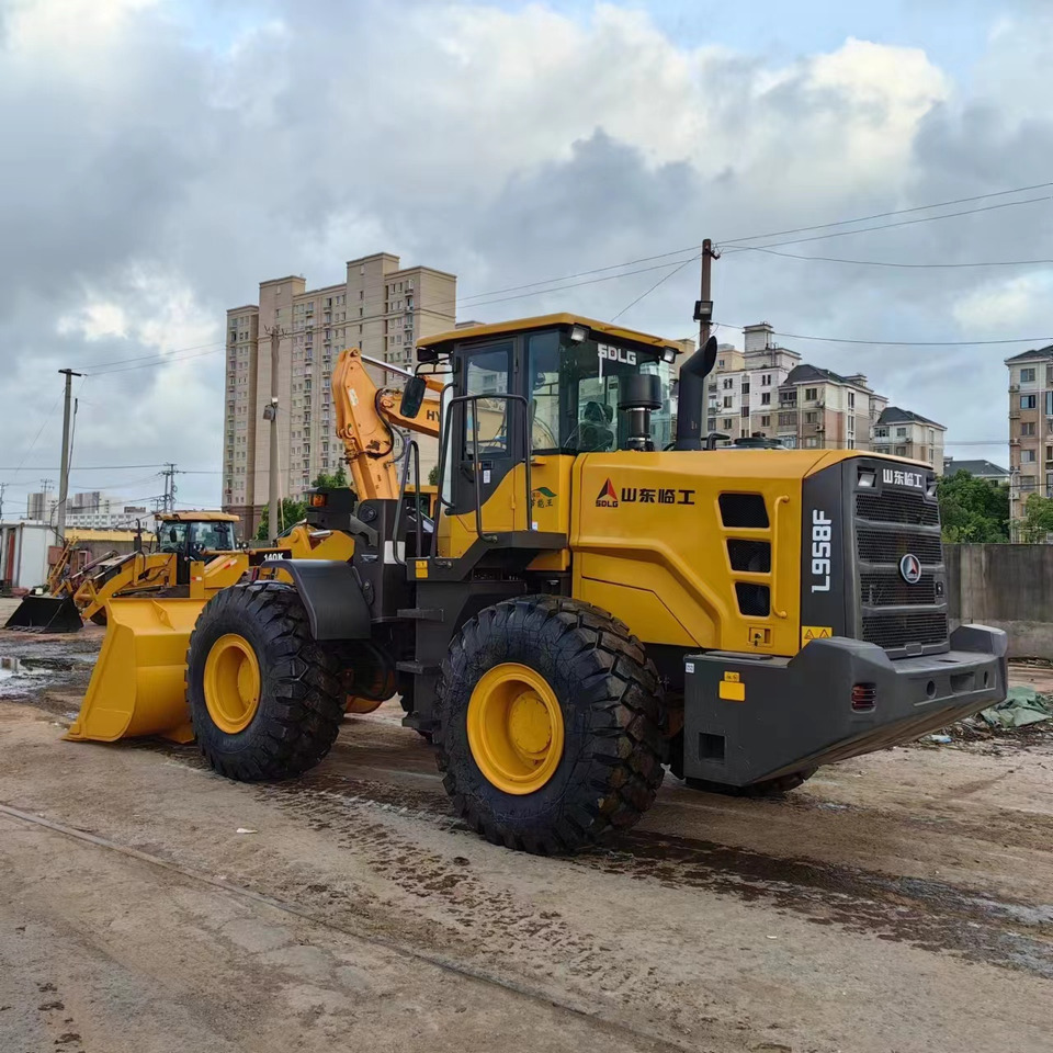 SDLG 958F - Tekerlekli yükleyici: fotoğraf 5 SDLG 958F - Tekerlekli yükleyici: fotoğraf 5
