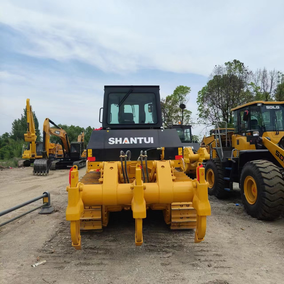 Shantui SD16 - Buldozer: fotoğraf 4 Shantui SD16 - Buldozer: fotoğraf 4