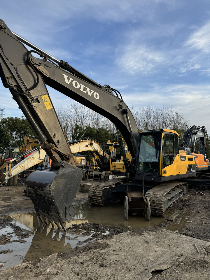 VOLVO EC220D - Paletli ekskavatör: fotoğraf 3 VOLVO EC220D - Paletli ekskavatör: fotoğraf 3