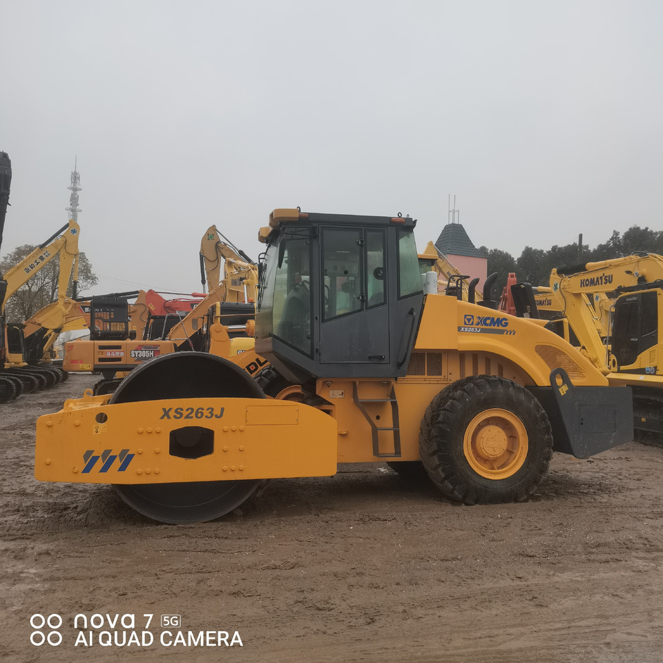 XCMG XS263J - Yol silindiri: fotoğraf 2 XCMG XS263J - Yol silindiri: fotoğraf 2