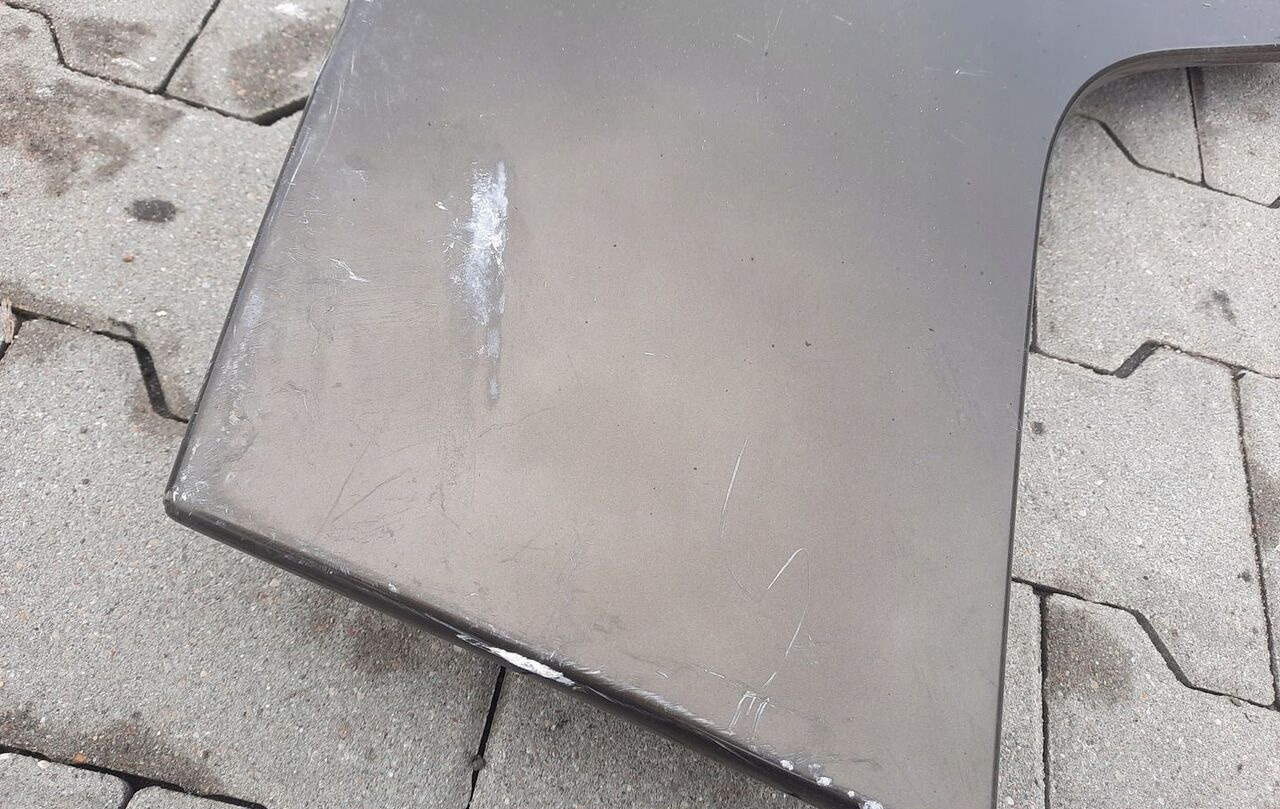 RENAULT KLAPA SCHOWKA DRZWICZKI LEWE RENAULT GAMA RANGE T - Kaporta ve Dış Aksam - Kamyon: fotoğraf 2 RENAULT KLAPA SCHOWKA DRZWICZKI LEWE RENAULT GAMA RANGE T - Kaporta ve Dış Aksam - Kamyon: fotoğraf 2