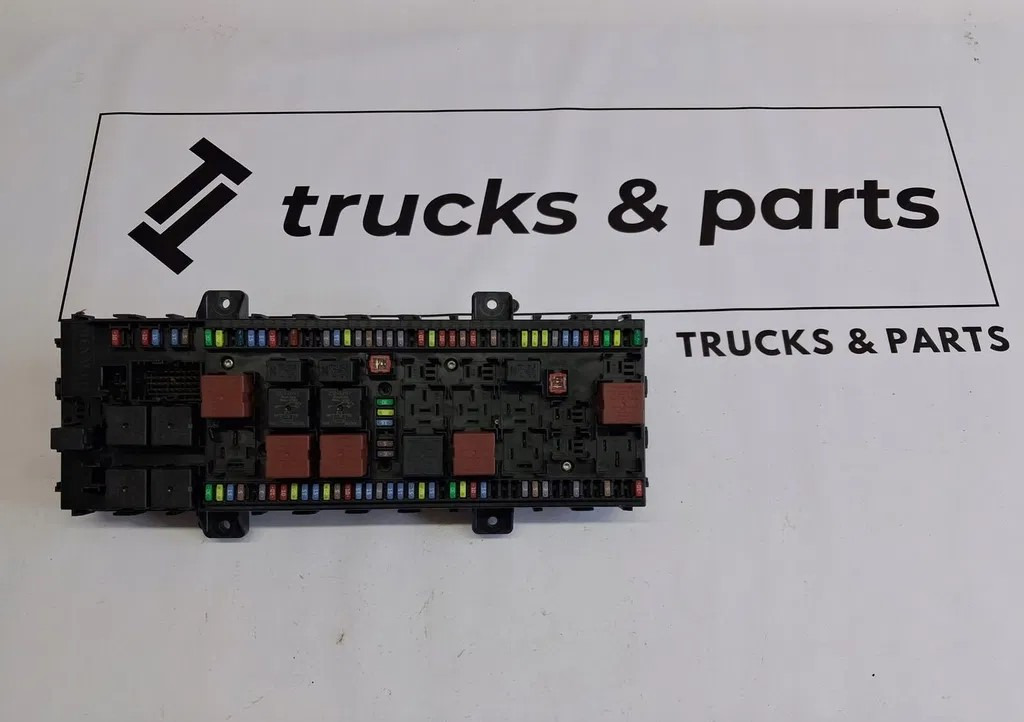 RENAULT PŁYTA BEZPIECZNIKÓW SKRZYNKA 22821376 P02 - Sigorta: fotoğraf 4 RENAULT PŁYTA BEZPIECZNIKÓW SKRZYNKA 22821376 P02 - Sigorta: fotoğraf 4