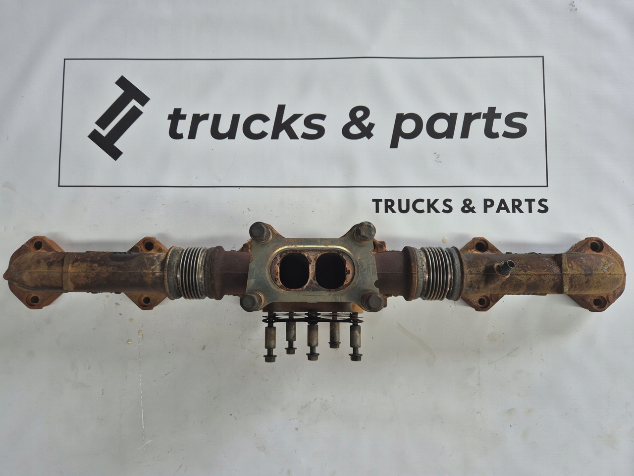 VOLVO KOLEKTOR WYDECHOWY REWNAULT GAMA EVO TURBO COMPOUND - Egzoz manifoldu - Kamyon: fotoğraf 1 VOLVO KOLEKTOR WYDECHOWY REWNAULT GAMA EVO TURBO COMPOUND - Egzoz manifoldu - Kamyon: fotoğraf 1